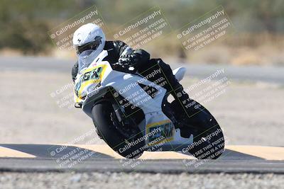 media/Oct-04-2025-CVMA (Sat) [[408bcdd6e4]]/Race 10-Amateur Supersport Middleweight/